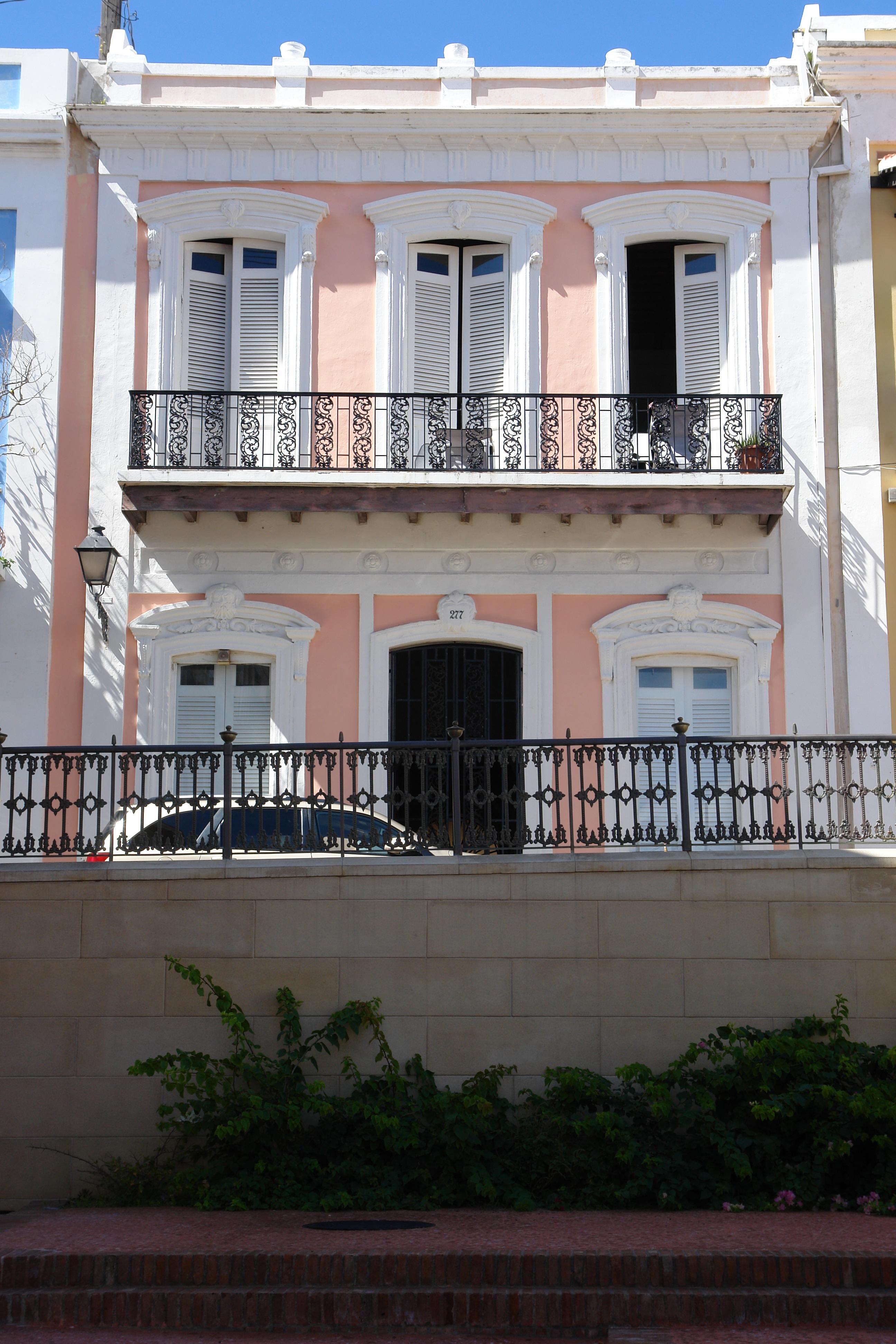 Calle de la Luna 277 - San Juan (Viejo San Juan) - 2012 00001